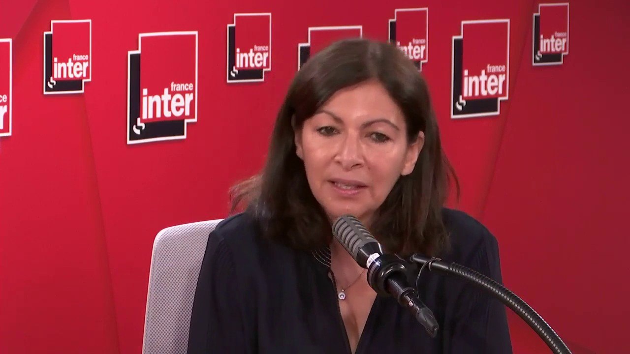 Anne Hidalgo sur Notre-Dame : "Nous avons rouvert le parvis pour qu'on puisse aller au plus près de cette grande dame"