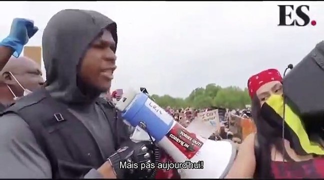 John Boyega fait un discours émouvant à Londres