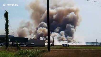 Download Video: Raging fire and smoke engulfs sky along highway 17 in North Carolina