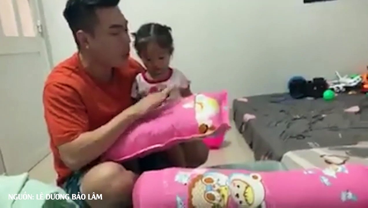 LÊ DƯƠNG BẢO LÂM LO LẮNG KHI CON GÁI ĐI HỌC