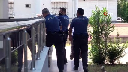 Madde bağımlısı genç, eve kapattığı annesi ve polise yalvardı: 'Annecim yardımcı ol, gözünü seveyim sözünden çıkmayacağım senin'