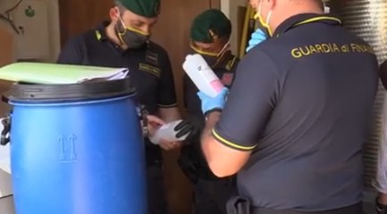 Crotone - Sequestrato falso sanificante in un'azienda (04.06.20)