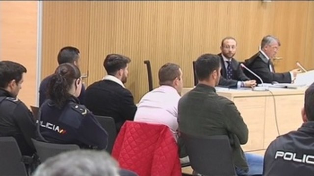 Condenan a año y medio a miembros de Manada por abusar de chica en Pozoblanco