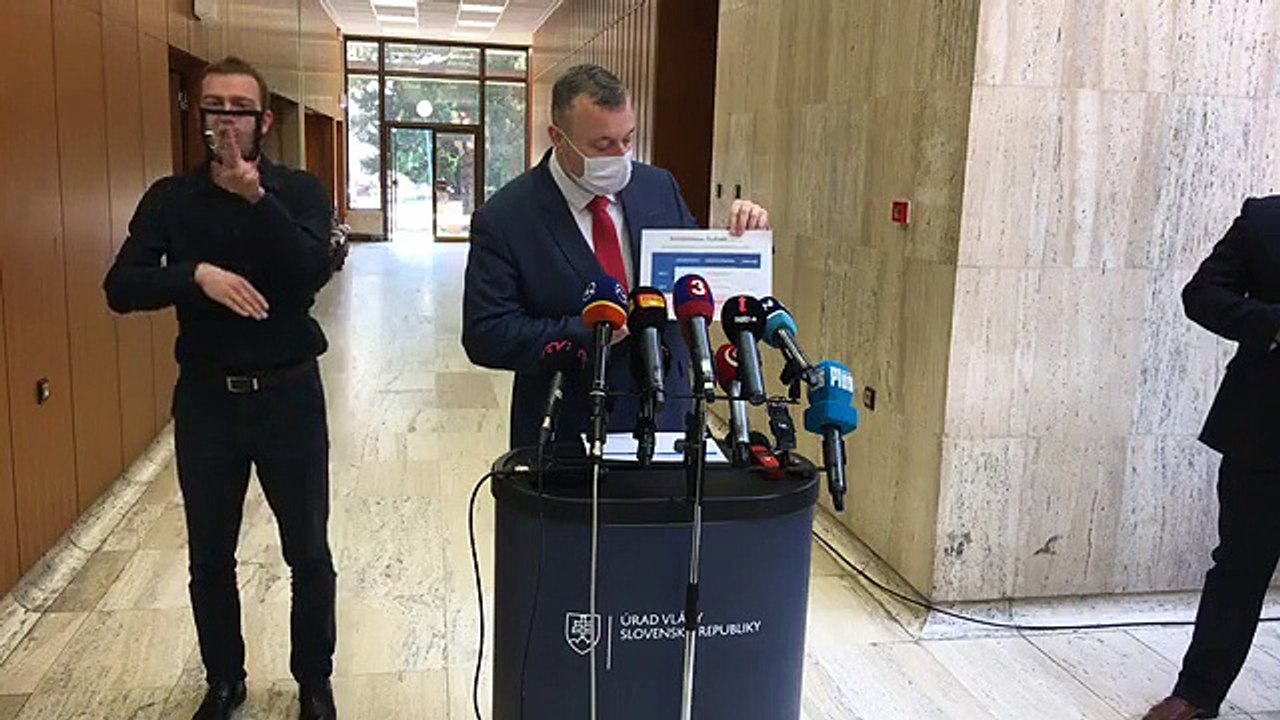 ZÁZNAM: Brífing ministra práce, sociálnych vecí a rodiny M. Krajniaka