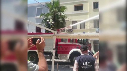 Shembet “pallati i VIP-ave” në Durrës