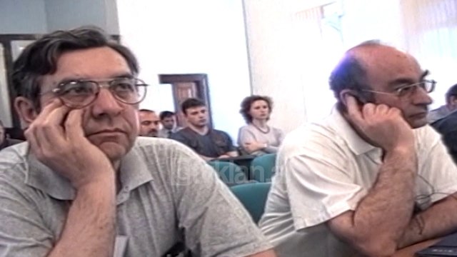 Limpreht dhe Arens për Këshillin Kombëtar të RTV - (17 Maj 2000)