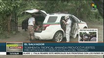 El Salvador: familia queda sepultada tras alud de tierra por lluvias