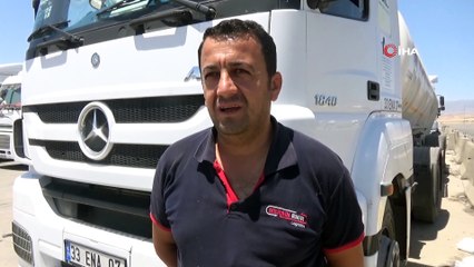 Habur'da temassız geçişin sona ermesi ihracatçılar ve şoförlerin yüzünü güldürdü