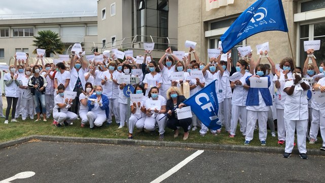 À la Clinique Saint-Yves, infirmiers et aides-soignants manifestent contre la perte de jours de récupération