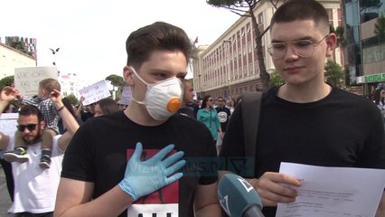 Përdhunimi i nxënëses në Babrru/ Marshim sensibilizues - News, Lajme - Vizion Plus