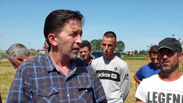 Plehrat e Durrësit shkojnë në Sukth/ Banorët hidhen në protestë kundër masakrës mjedisore