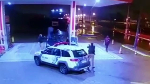 Câmeras registram troca de tiros e policial militar sendo baleado em Foz do Iguaçu