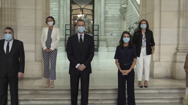 Los Reyes continúan con su agenda oficial en la Biblioteca Nacional