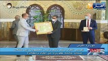 باسم رئيس الجمهورية.. جراد يسلم أوسمة استحقاق لضحايا كورونا من القطاع الصحي