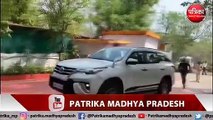 VIDEO STORY:गृहमंत्री नरोत्तम मिश्रा के बंगले पर पहुंचे सीएम शिवराज, बंद कमरे में की जा रही चर्चा