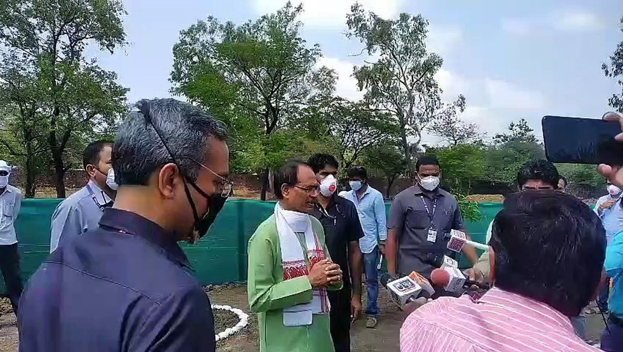 विश्व पर्यावरण दिवस: मुख्यमंत्री शिवराज ने किया पौध रोपण, बोले धरती को यदि बचाना है तो हमें पर्यावरण बचाना पड़ेगा