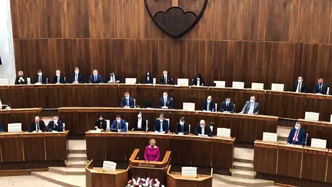 ZÁZNAM: Prezidentka Z. Čaputová vystupila v pléne so správou o stave republiky