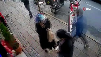 Adalet Bakanının eşini çantasını çaldılar