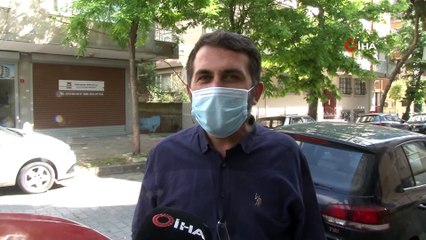 Garajının önündeki araba yüzünden 4 yıldır otomobilini park edemiyor