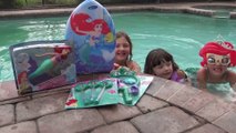 Sophia Isabella e Alice - Disney Princesas Brincando de Ariel