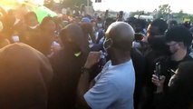 Kanye West Chicago'daki ırkçılık karşıtı protestolara katıldı