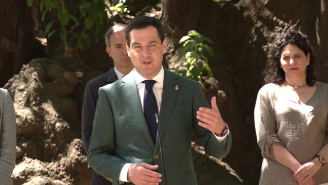 Moreno visita el nuevo Centro Operativo Regional del Infoca