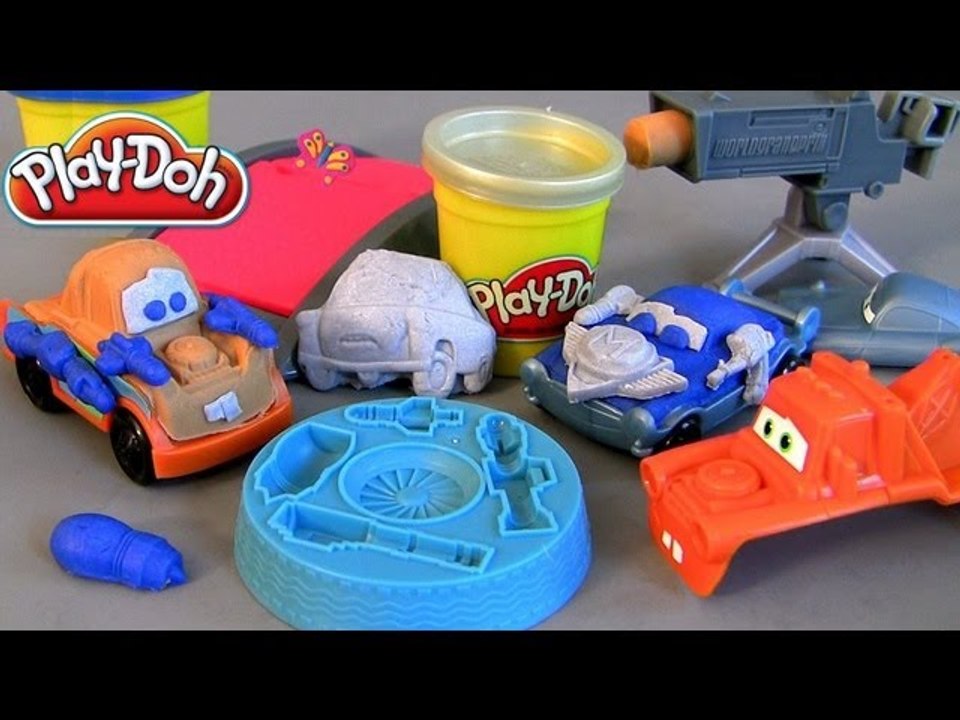 PlayDoh Cars 2 Mater's Undercover Mission Playset Review Buildable