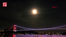 İstanbul'da dolunay kartpostallık görüntüler oluşturdu