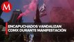 Encapuchados vandalizan negocios durante protesta en CdMx