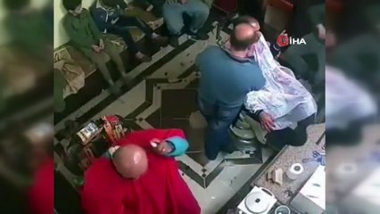 - Kendini sterilize etmeye çalışırken kafasını ateşe verdi