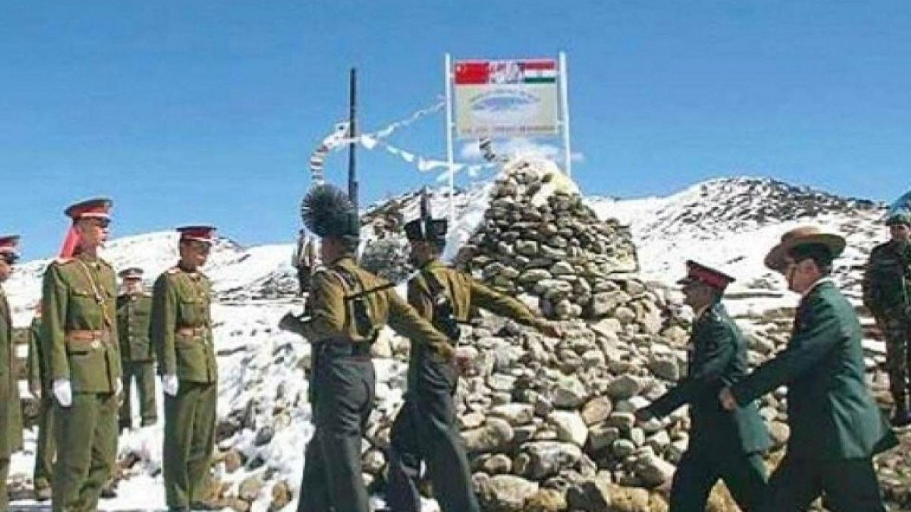Who is Lt Gen Harinder Singh representing Army at India-China border meet