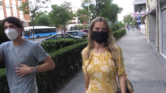 Los famosos conciencian a sus seguidores de llevar puesta la mascarillas