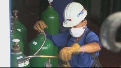 Peru hospitals run out of oxygen to treat COVID-19 patients