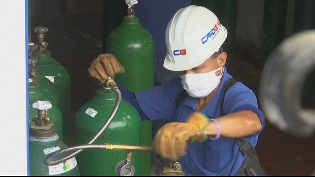 Peru hospitals run out of oxygen to treat COVID-19 patients