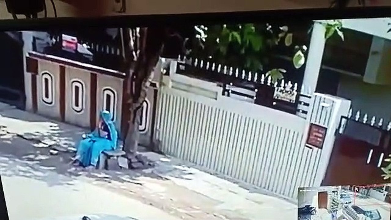 लूटरों के हौसले बुलंद, दिनदहाड़े छिनी चैन