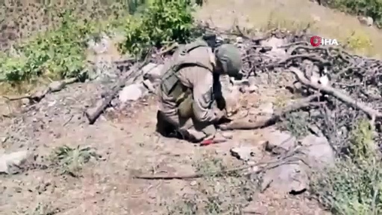 Kahraman Komandolarımız, Terör Örgütü PKK’nın tuzakladığı EYP’leri imha ediyor