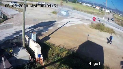 İki otomobil çarpıştı: 6 yaralı - kaza anı - ANTALYA