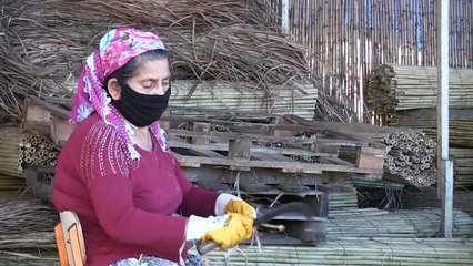 Roman kadınların ellerinde şekillenen kamışlar enstrümana dönüşecek - MERSİN