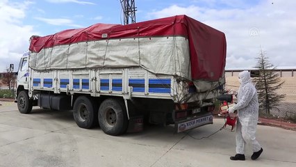 Kamyon sürücüsü Kovid-19 şüphesiyle hastaneye kaldırıldı - ESKİŞEHİR