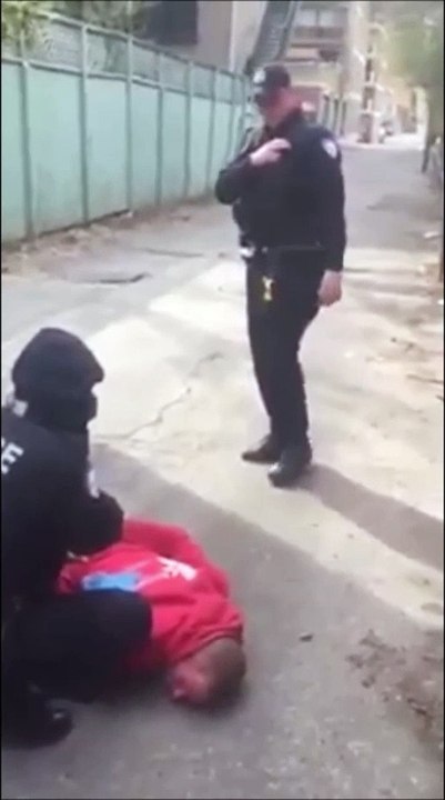 Arrêté pour avoir dit bonjour a un ami sans respecté le deux mêtres de distance?