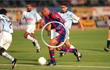 ¡Interminable carrera de Ronaldo!. Todo el Valencia lo corre desde atrás