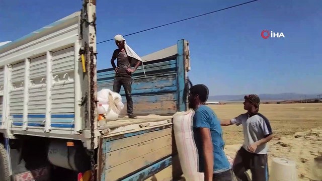 Gaziantep’in İslahiye ilçesinde saman satışı başladı