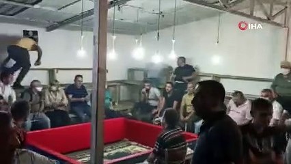 Çatı katını stada çevirip horoz dövüştürürken yakalandılar