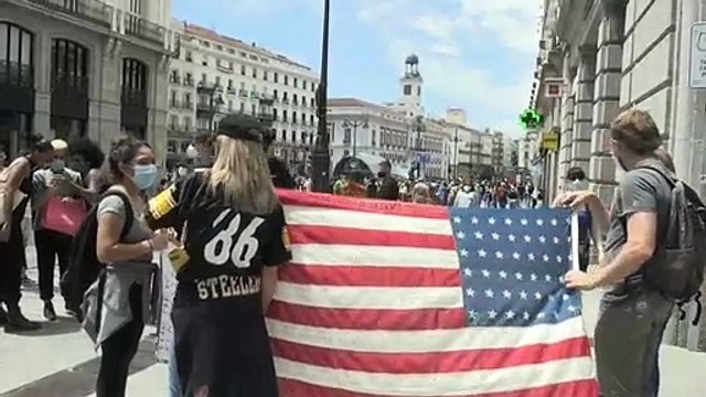 Miles de personas se manifiestan en Madrid contra el racismo