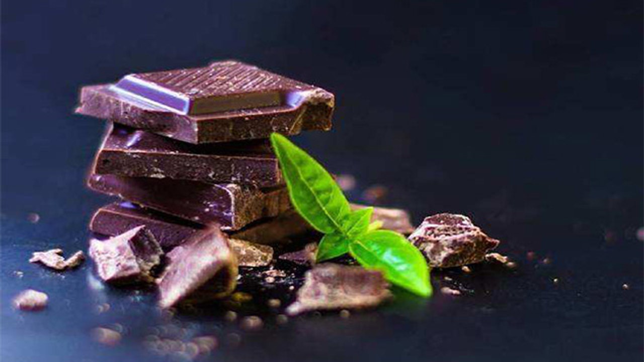 Dark Choclate खाने के होते हैं ये जबरदस्त फायदे । Health Benefits of Dark Chocolate। Boldsky