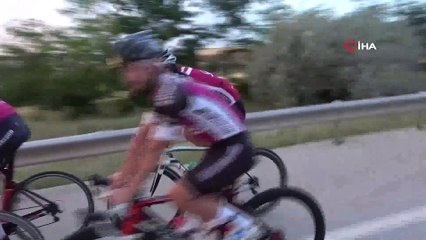 Milli sporcular, 680 kilometrelik yolu bisikletle gidiyor