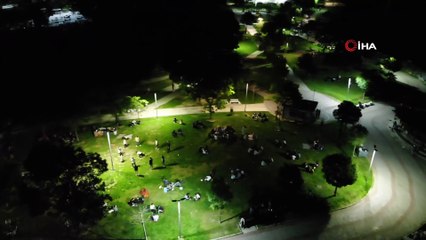 Moda Sahili gece boyu doldu taştı