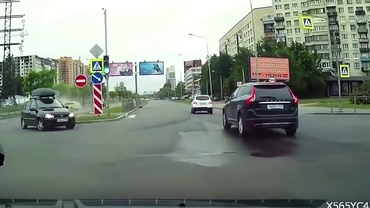 Car crash #51