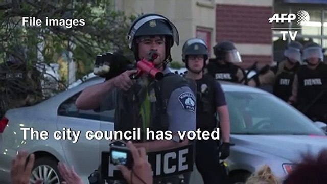 Minneapolis council vows police dismantling as protests continue