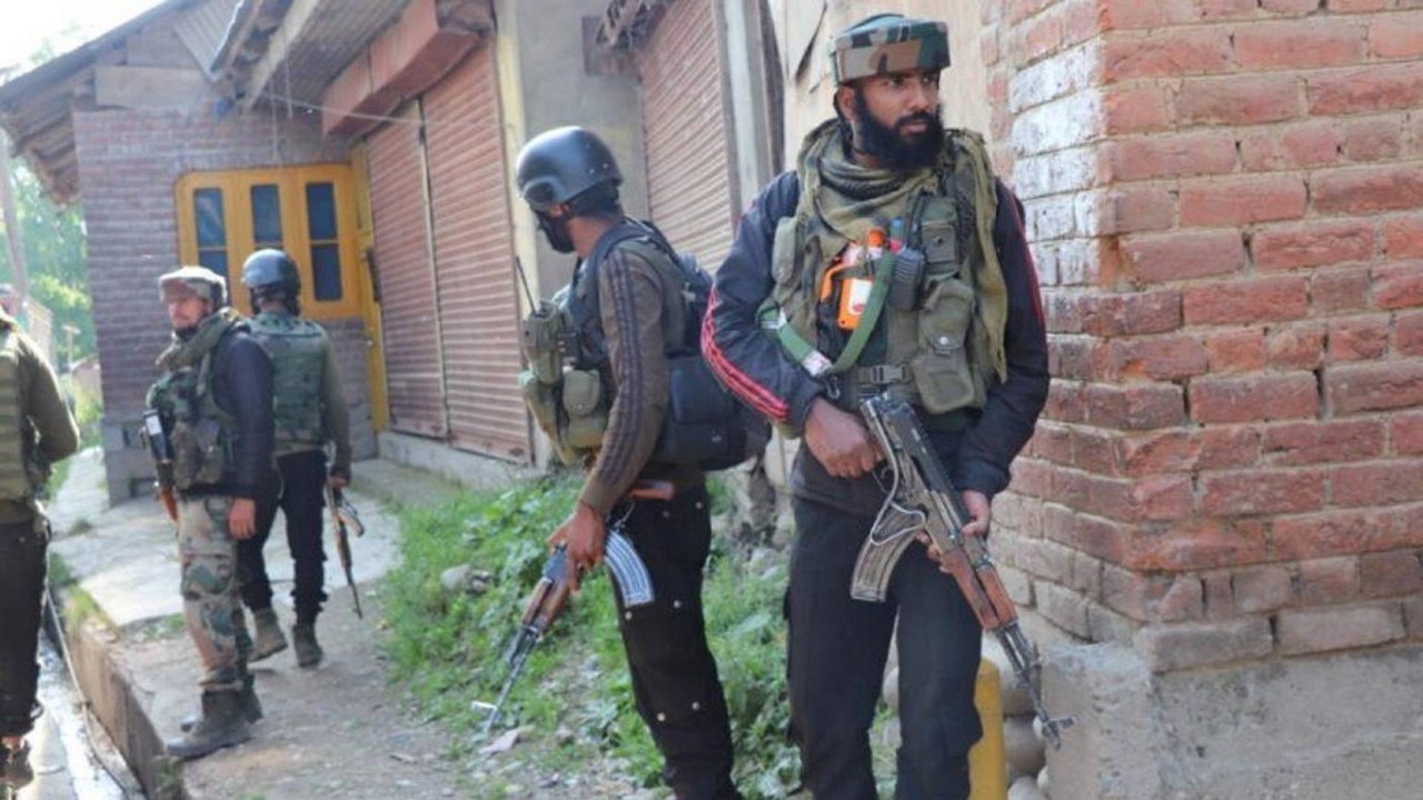 J&K: 4 terrorists killed in Shopian encounter